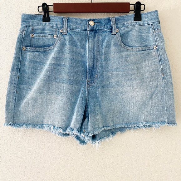 American Eagle Mom Denim Shorts